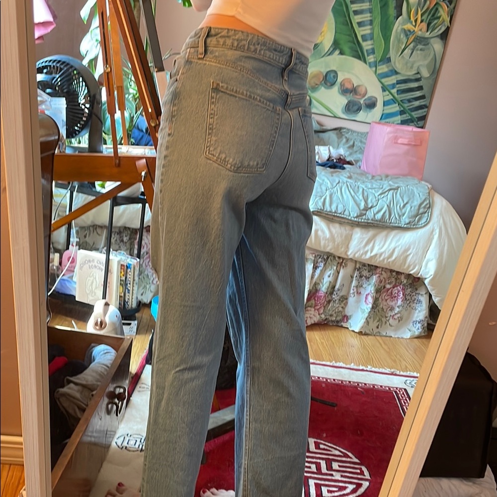 Old Navy Women's Distressed Blue Jeans